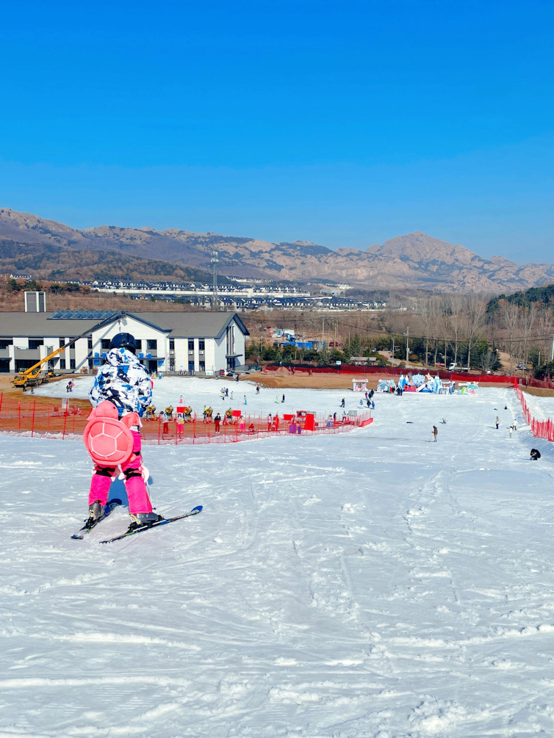 藏马山滑雪场图片