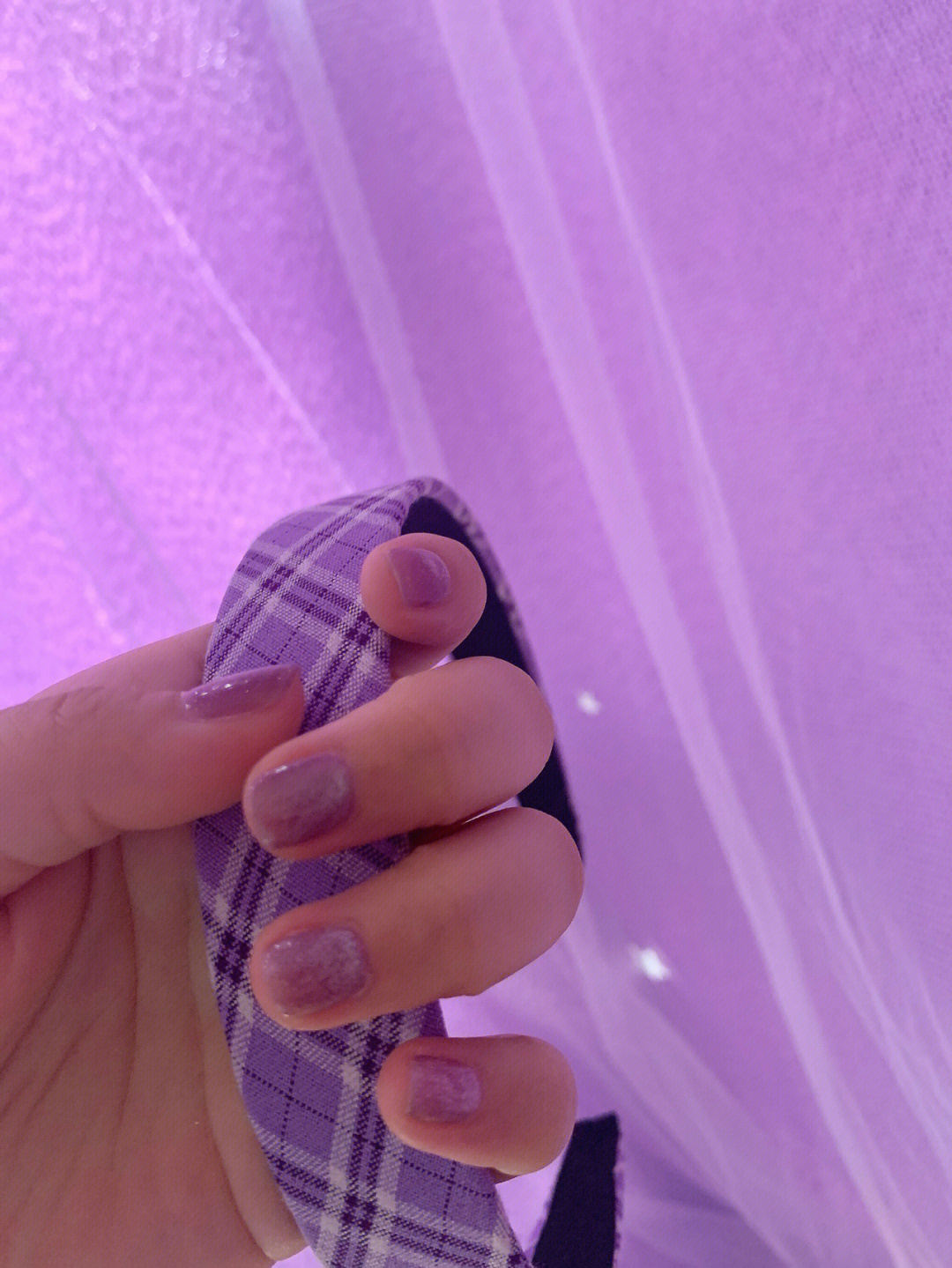 指甲紫色是什么原因图片