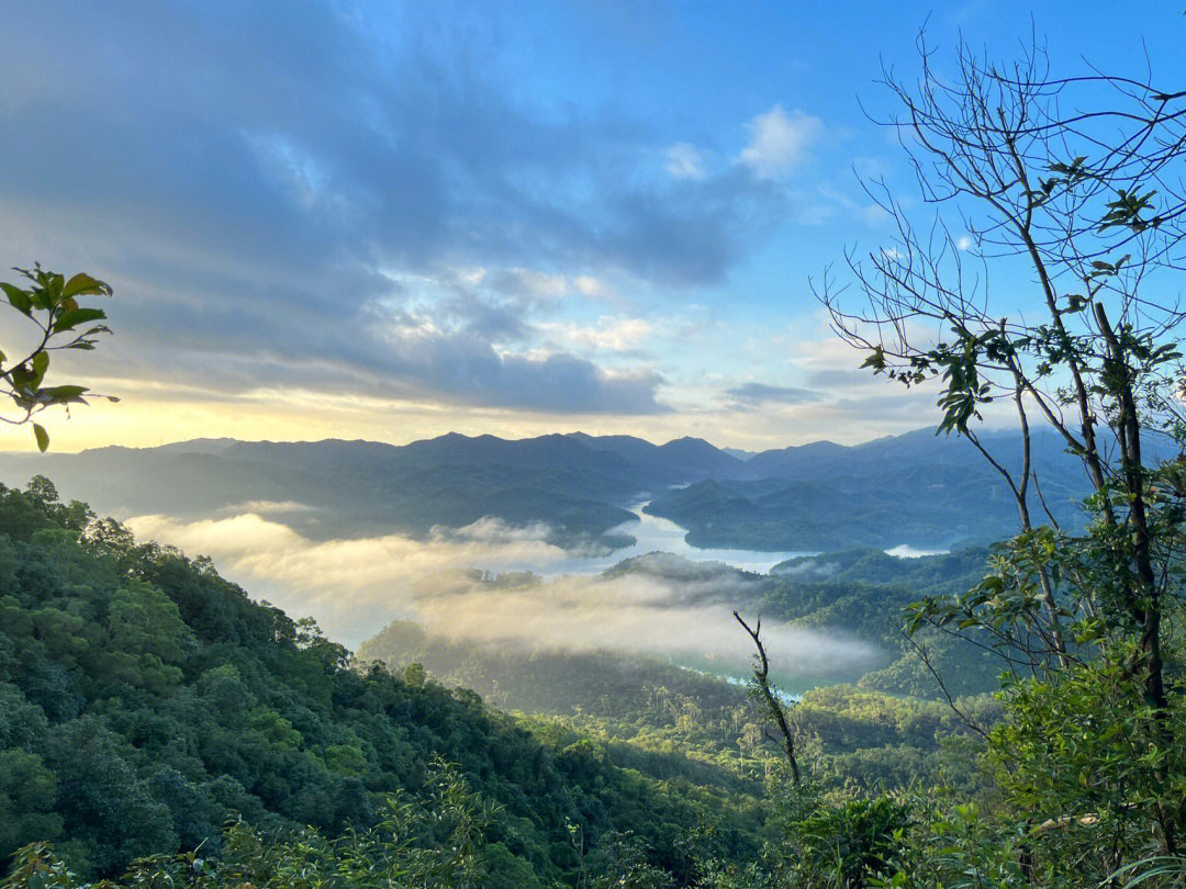 中山最高的山图片