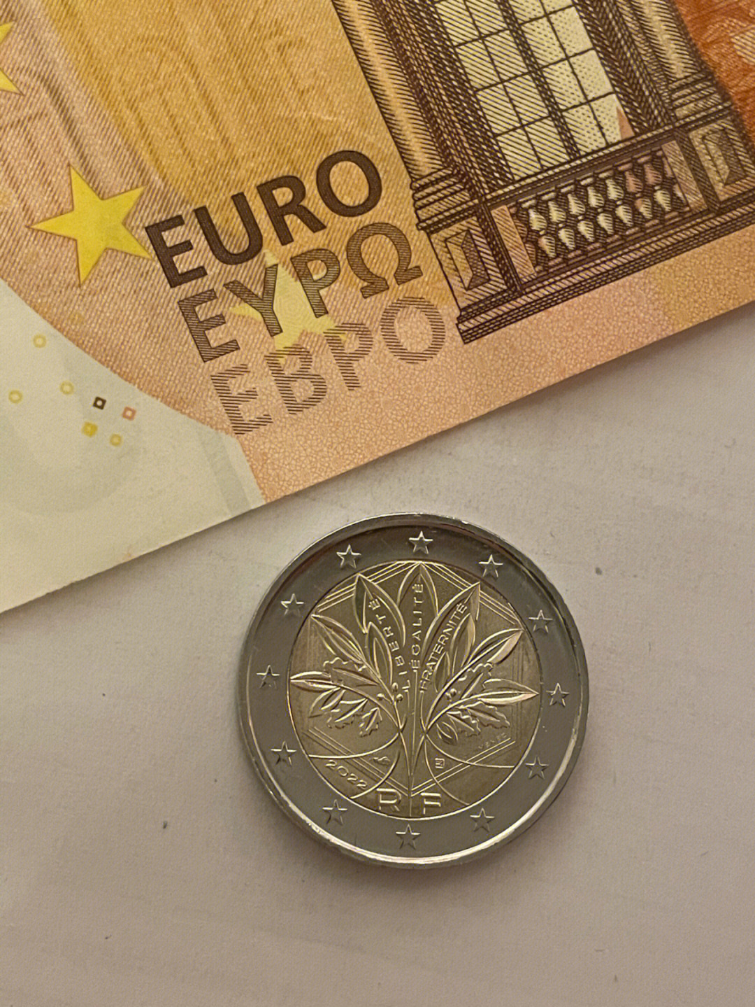 2022法国新版的2欧硬币颜值很好看哇