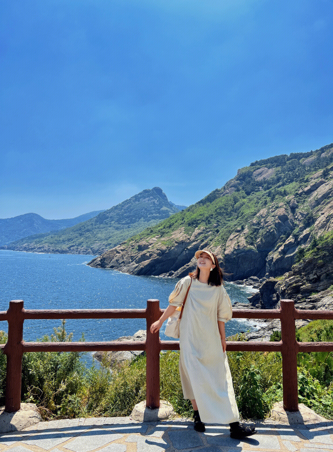 这里是青岛哦灵山岛记