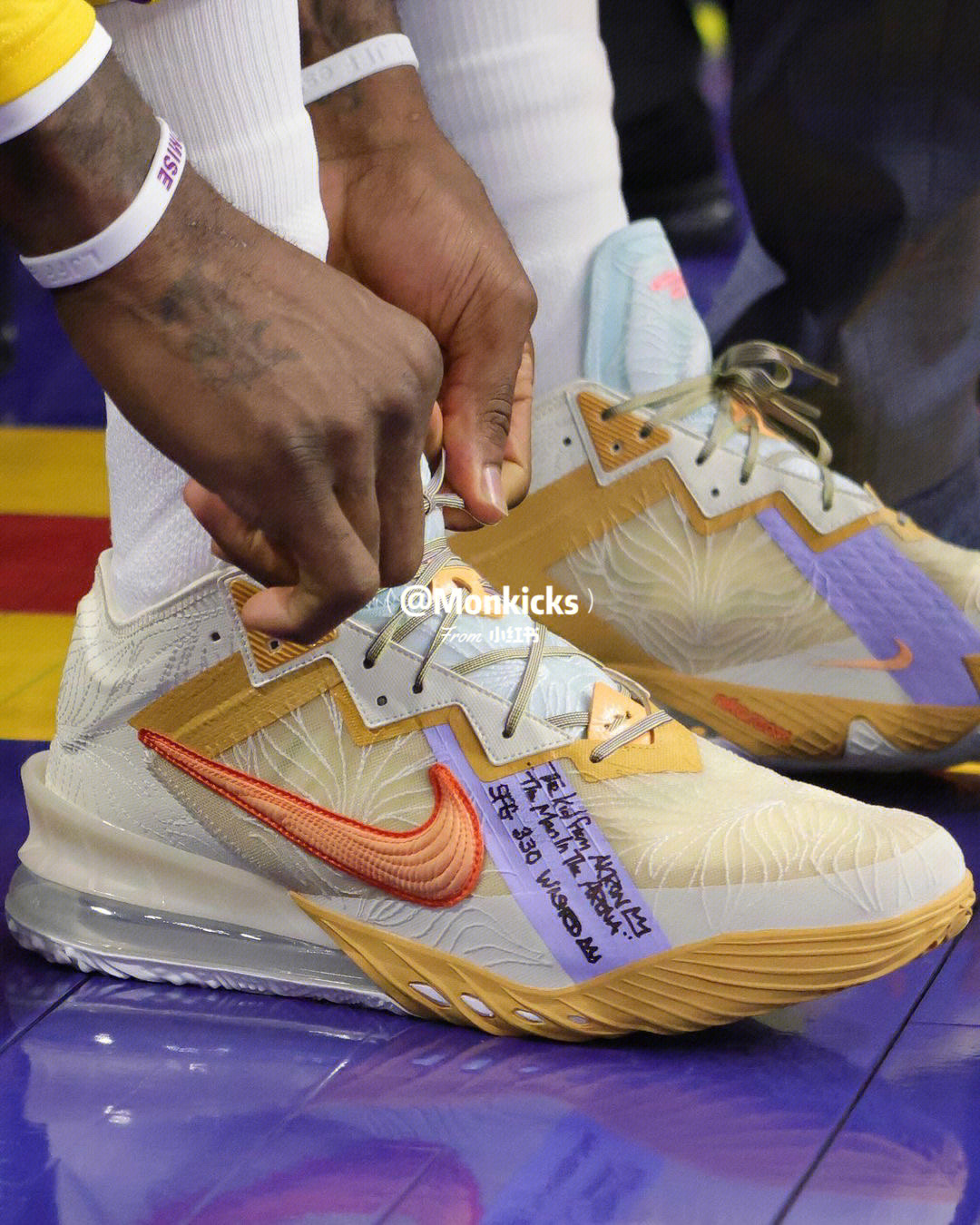 詹姆斯上脚lebron18lowpe