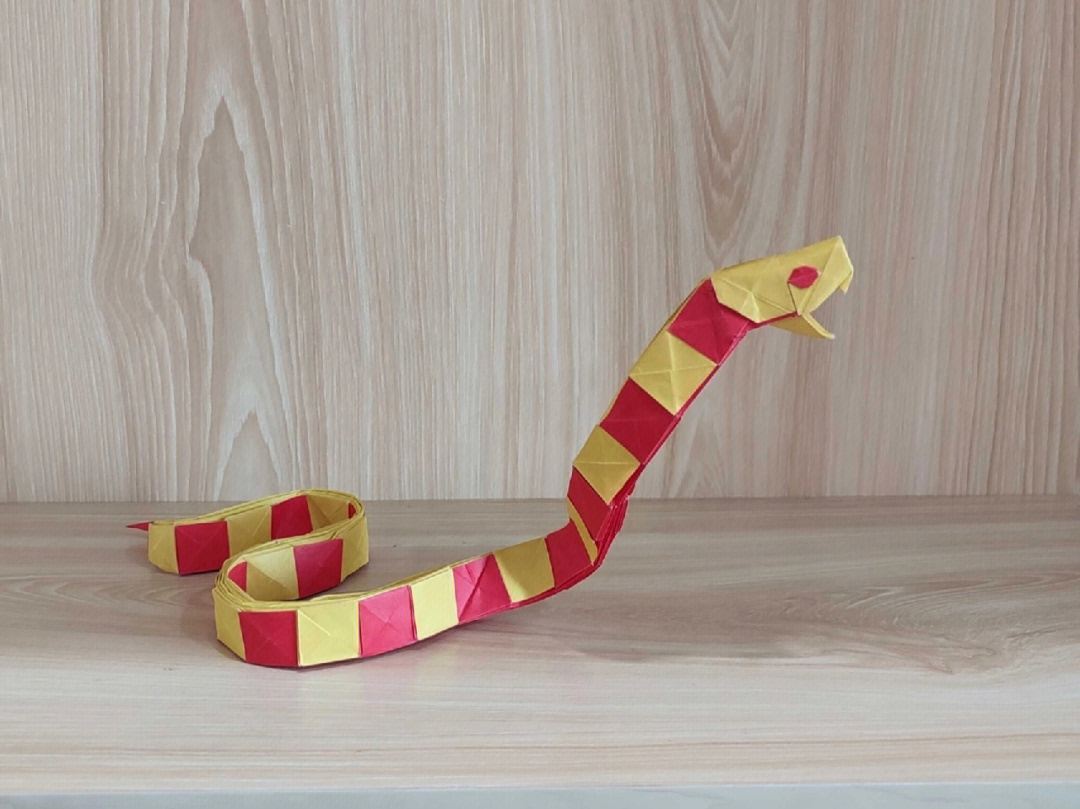 手工纸蛇的制作方法图片