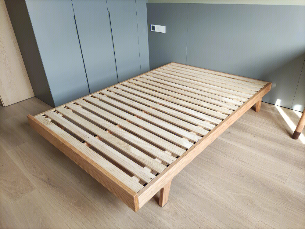 无床头板全实木床架北欧极简风