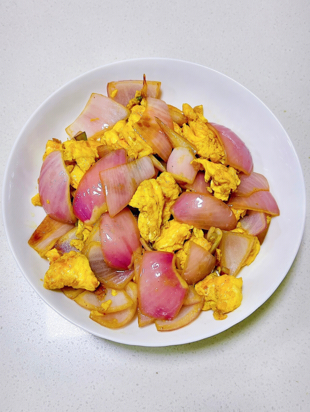 紫洋葱炒鸡蛋图片