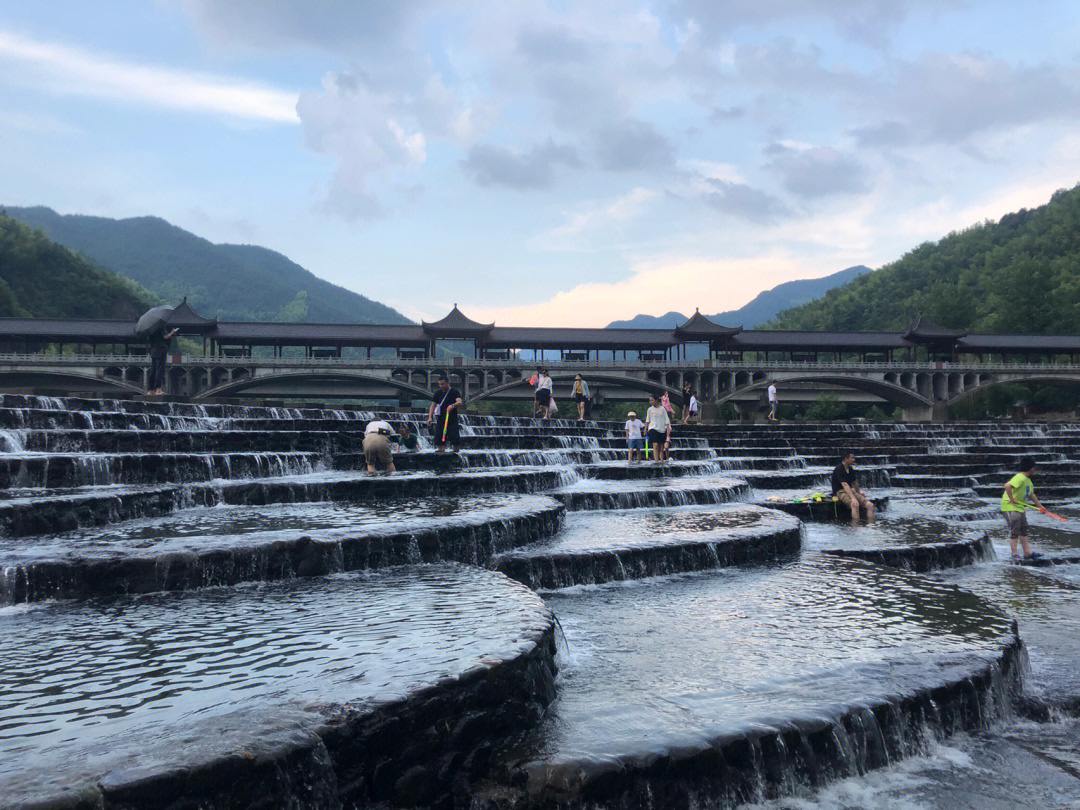 富阳龙鳞坝景区住宿图片