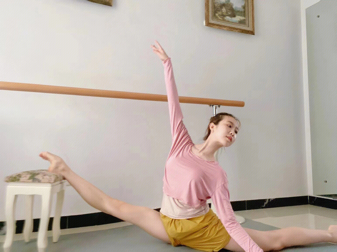芭蕾老师白芷图片