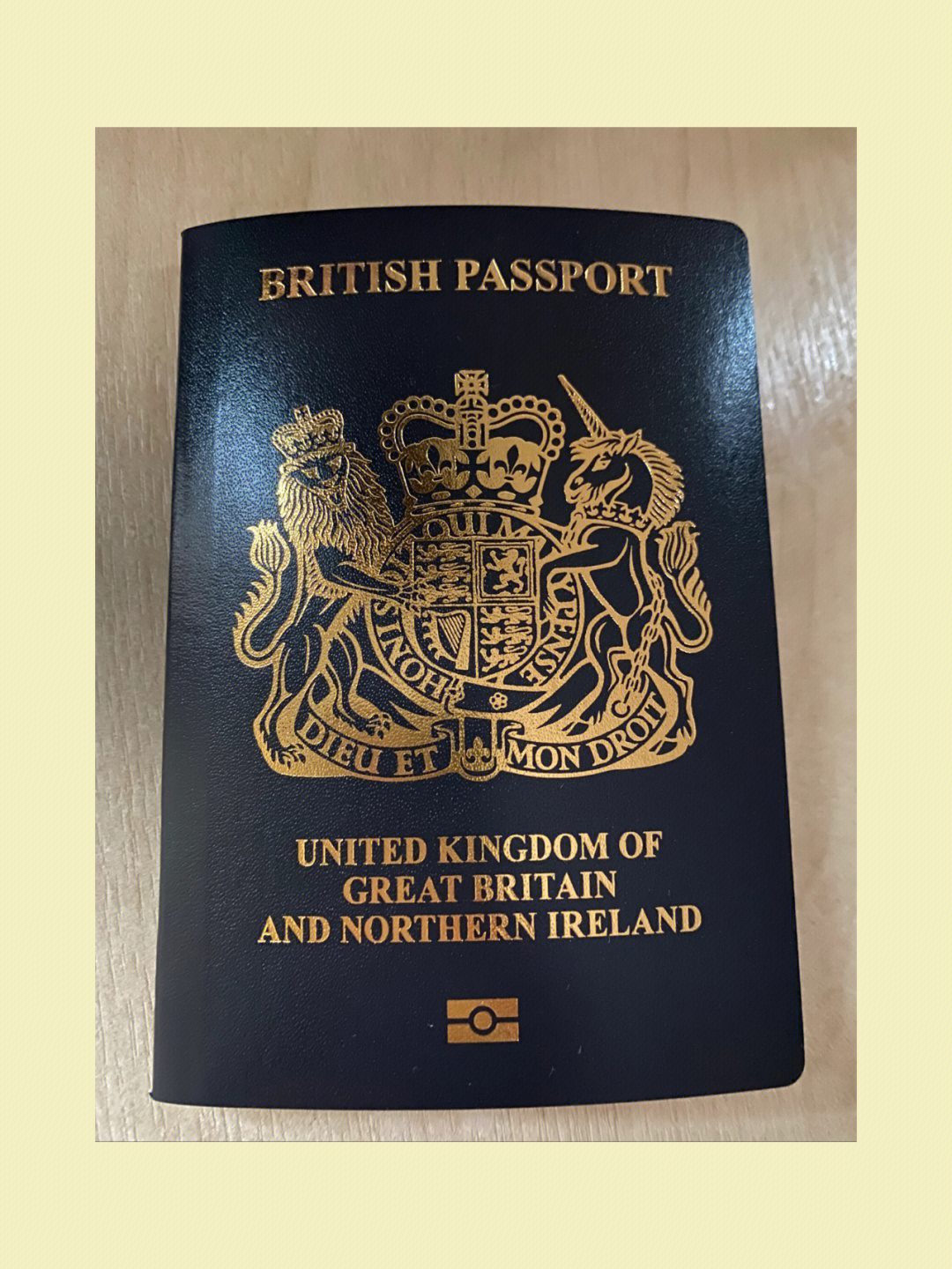 英国护照图解图片