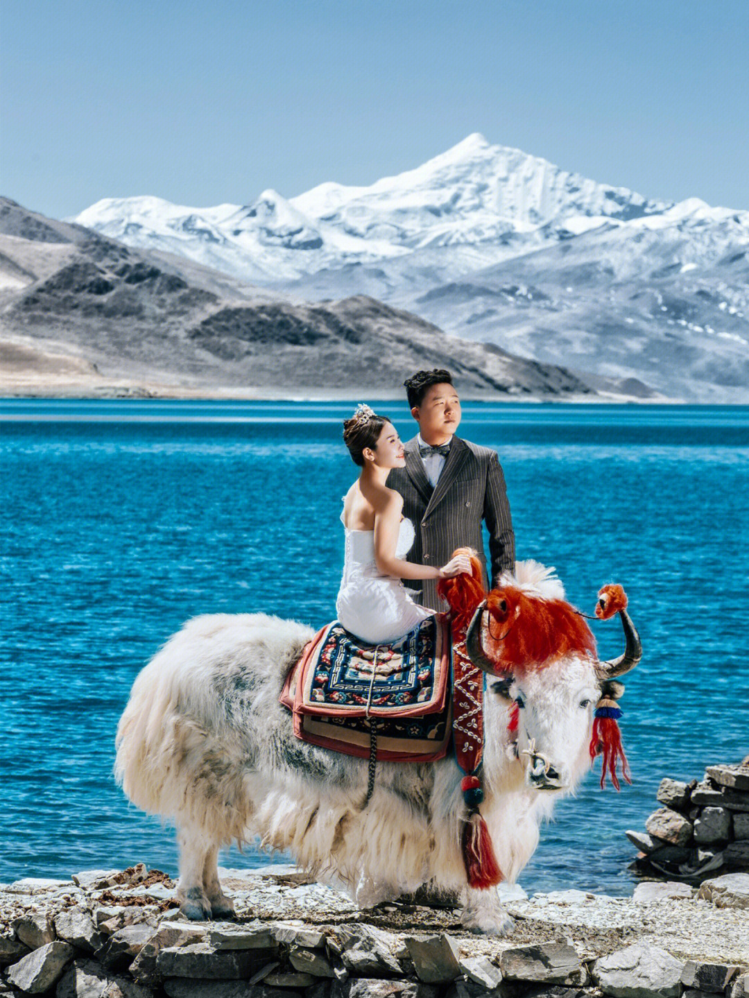 西藏旅拍婚纱照浪漫羊湖与你相约