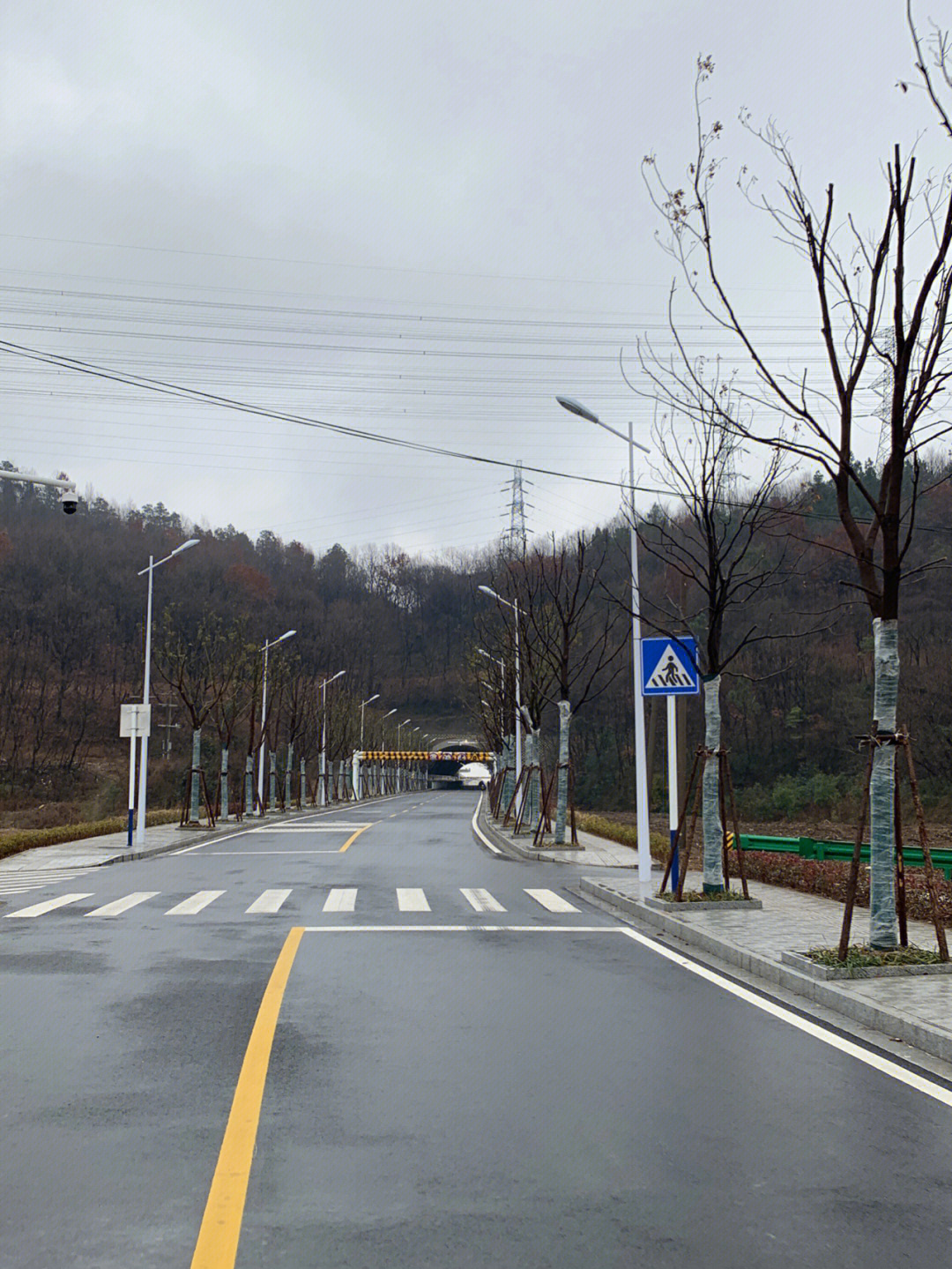 马鞍山牛渚路隧道