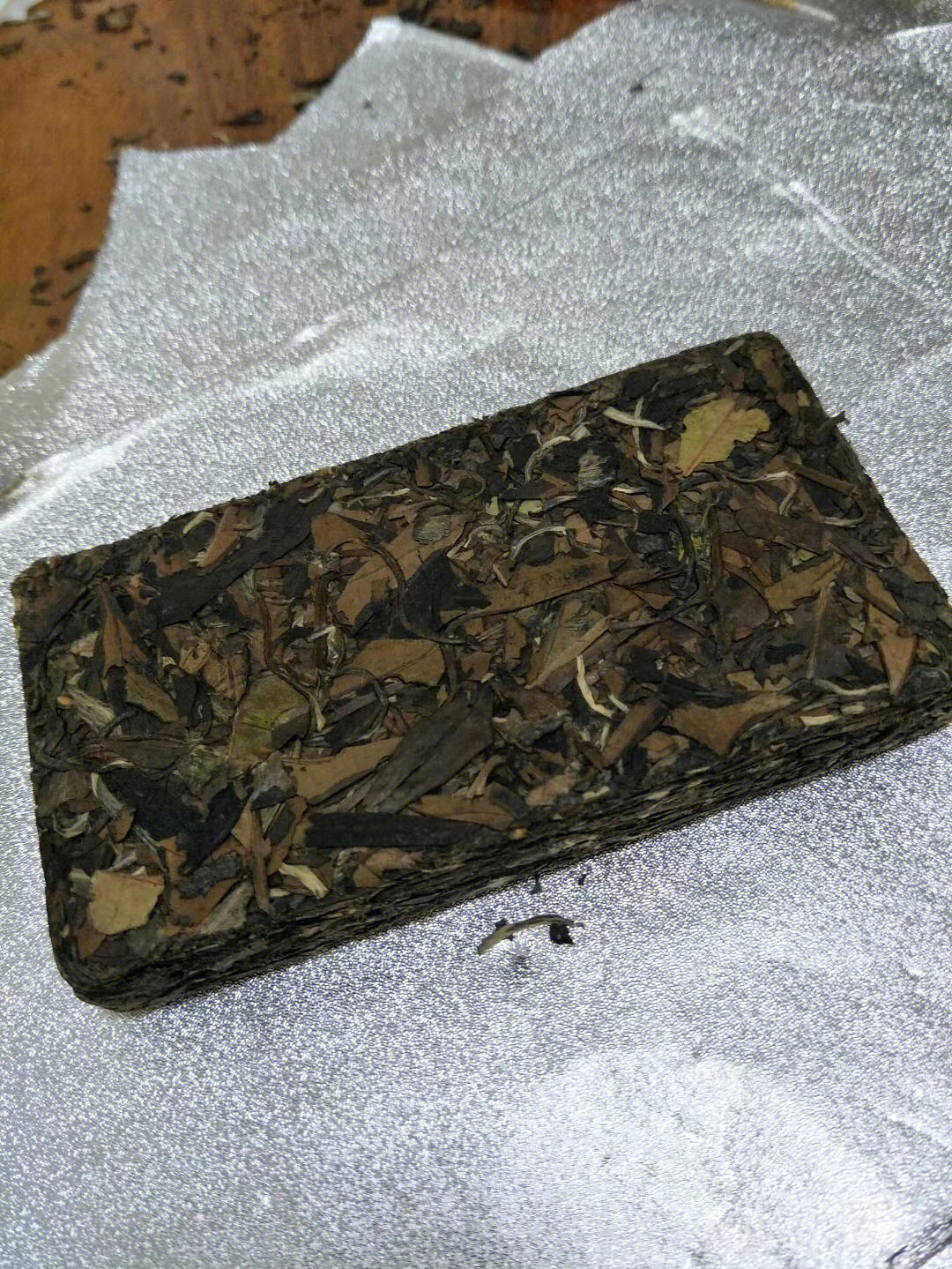 96白纸砖茶图片