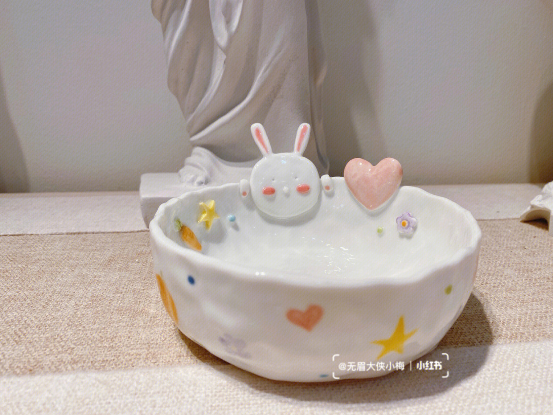可爱萌兔兔手捏陶瓷碗