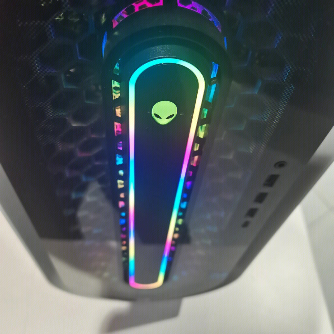 alienware外星人r14真的别有用心