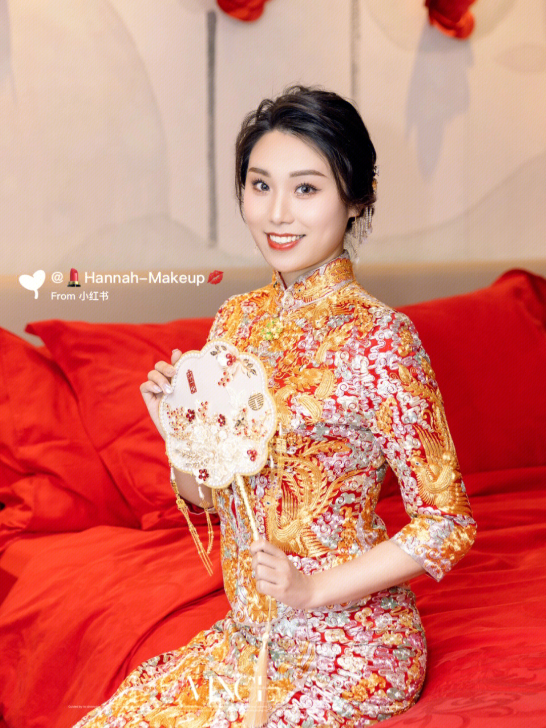 广州婚礼传统中式出门龙凤褂褂后新娘造型