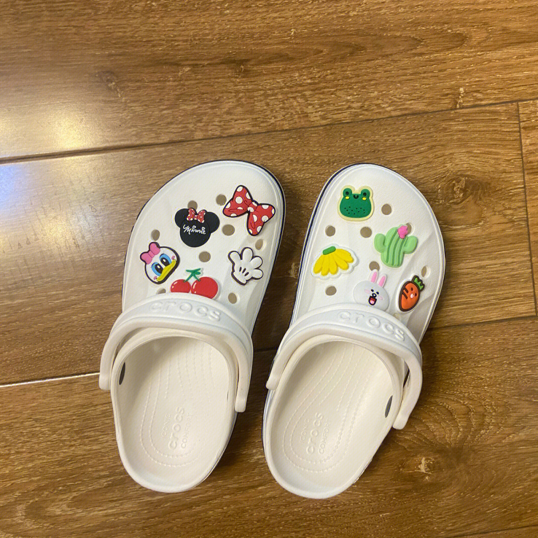 可可爱爱crocs洞洞鞋