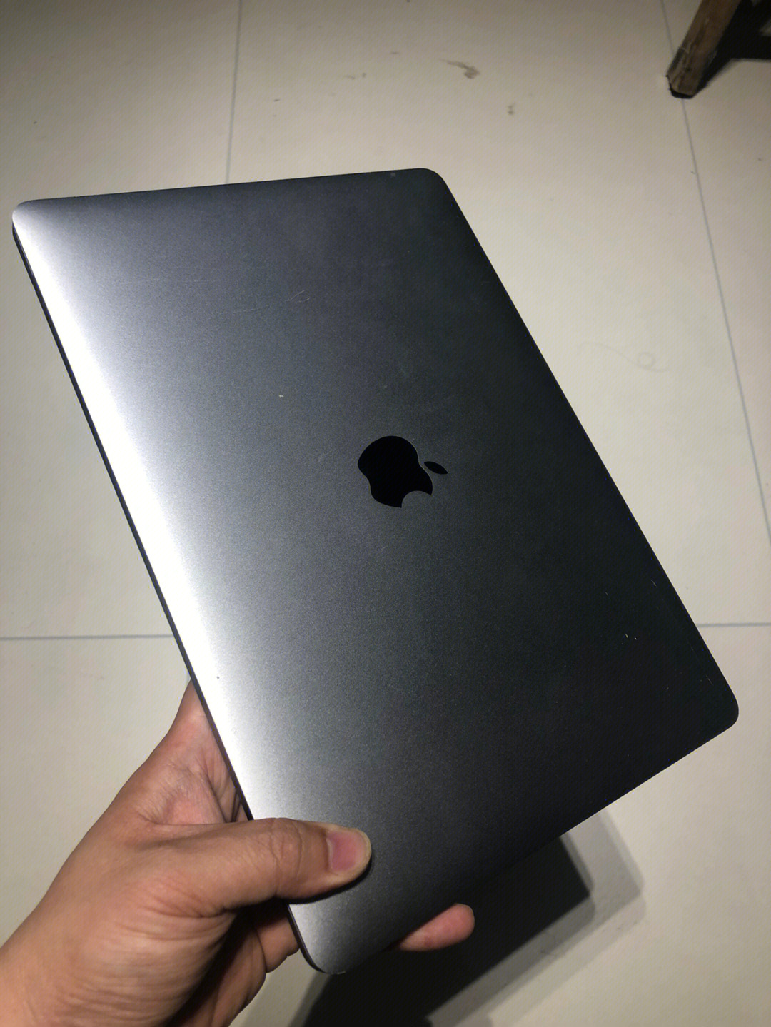 苹果macbookpro13寸8256touchbar灰色i