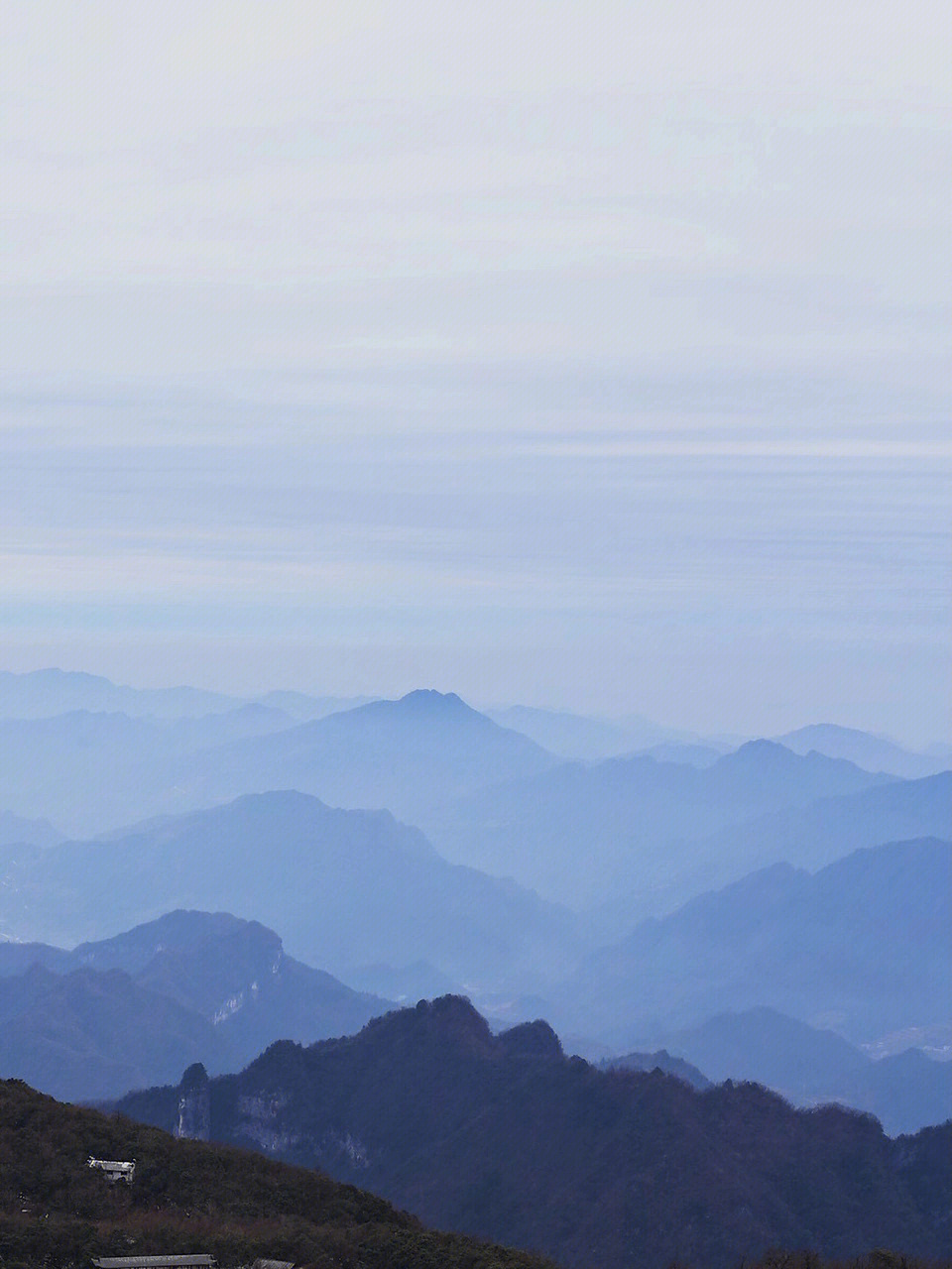 远山如黛是什么颜色图片