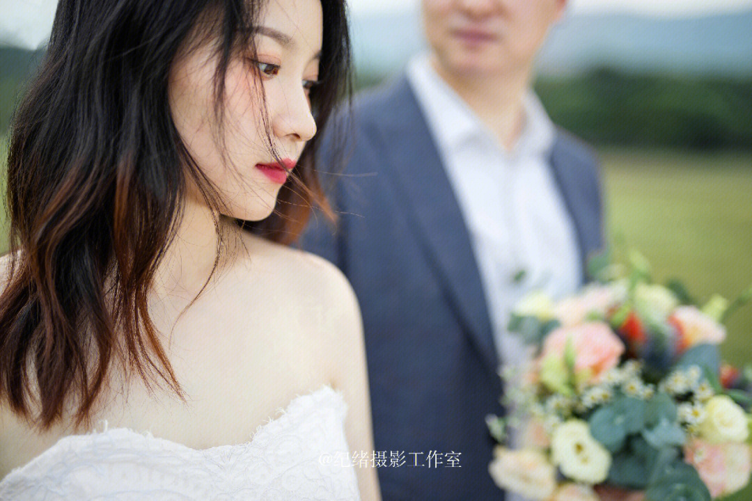 photoby森系草坪婚纱照纪绪