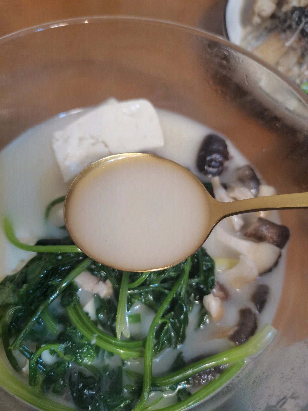 香菇牛奶汤图片