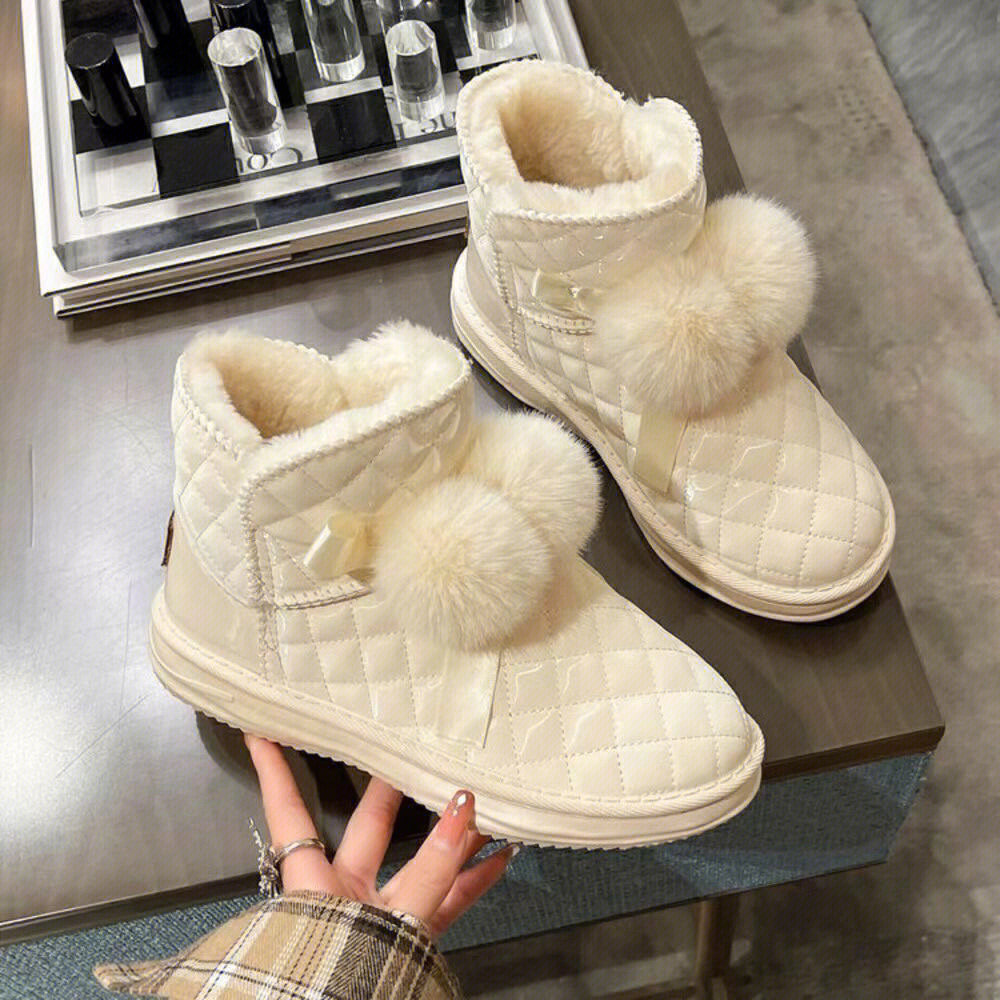 冬季保暖雪地靴推荐