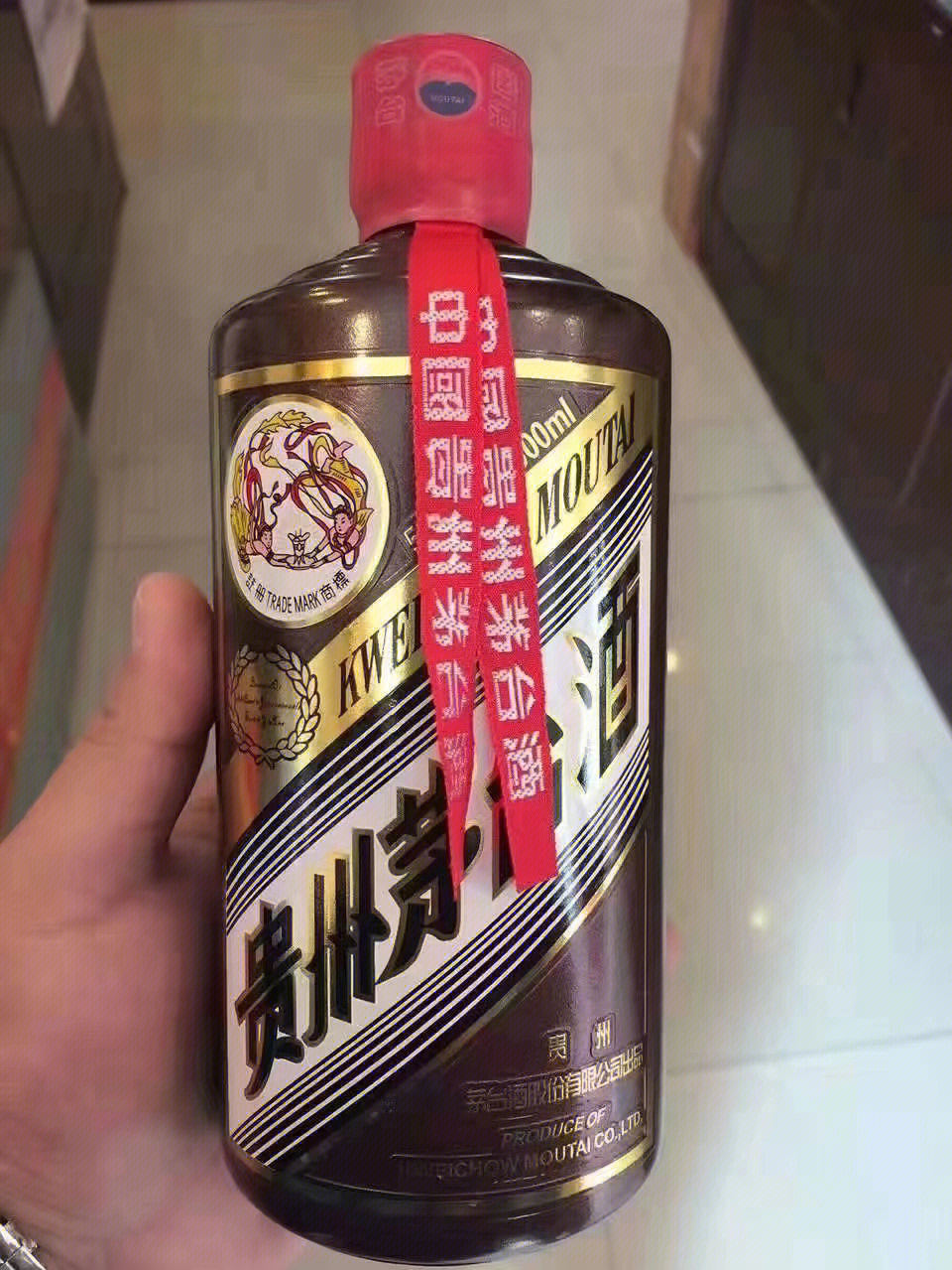 咖啡色茅台酒53度图片