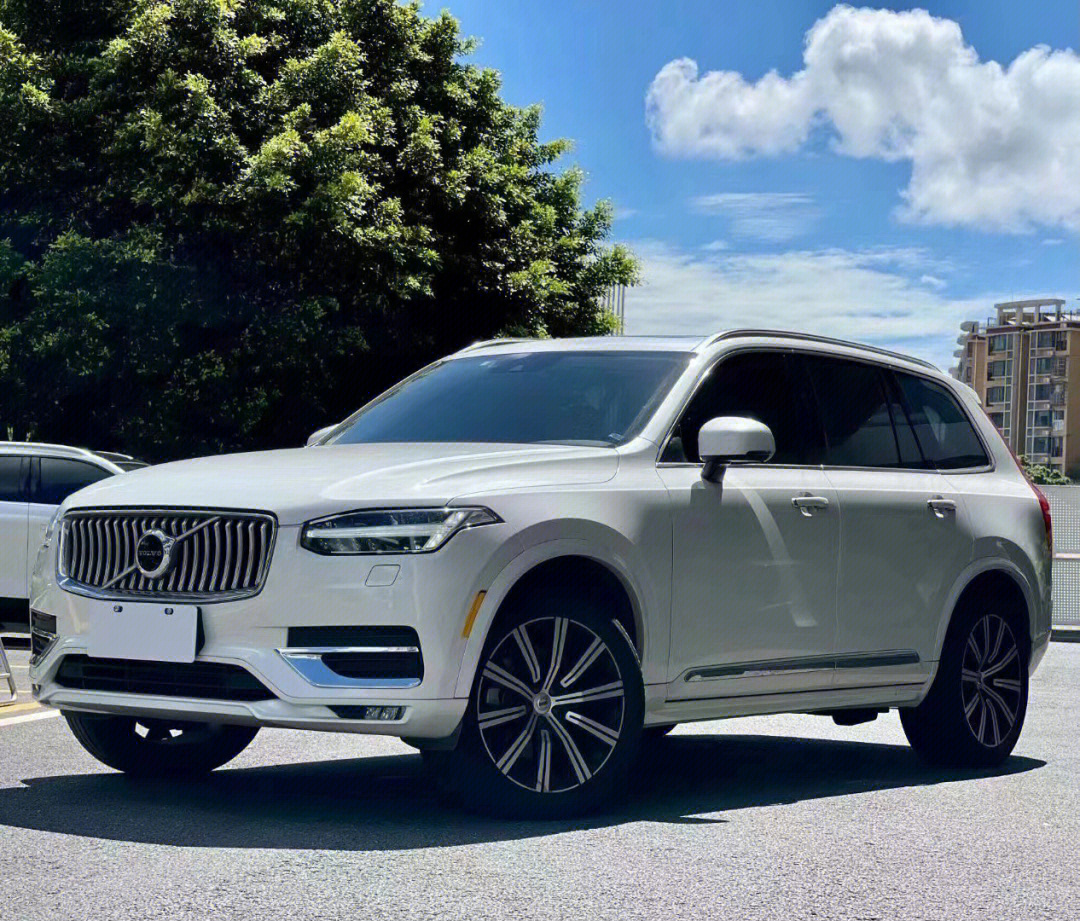 o尔o汽车xc90报价及图片图片