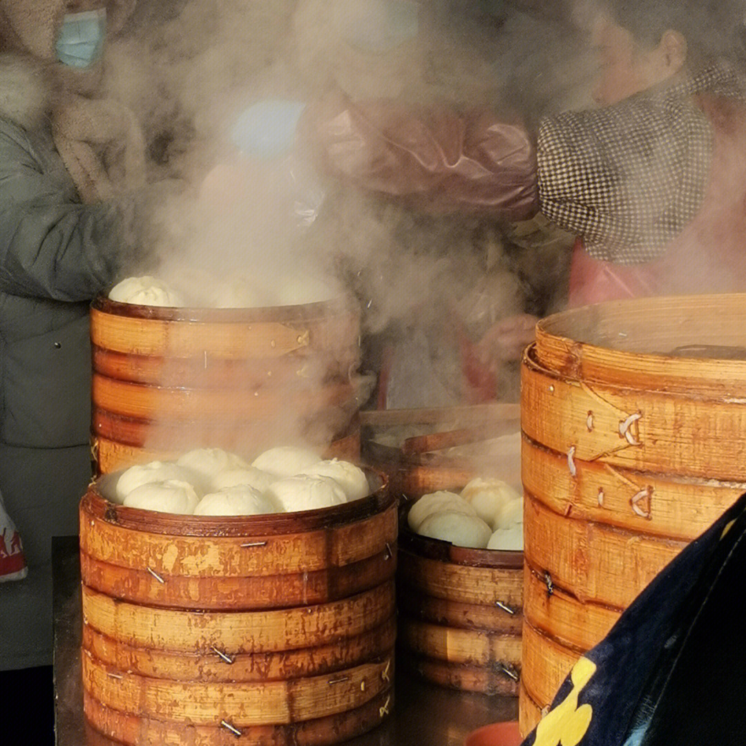 热气腾腾的早饭