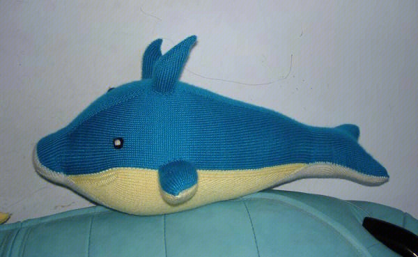 海豚抱枕编织方法