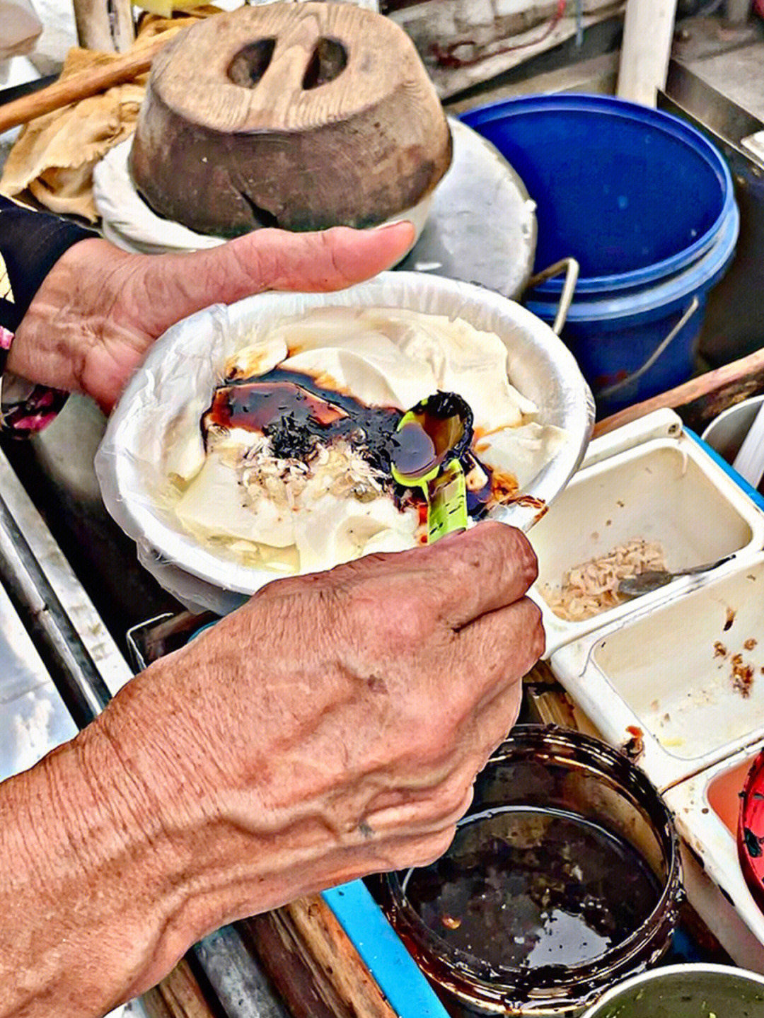 常州路边叫卖的豆腐花完完全全的童年回忆