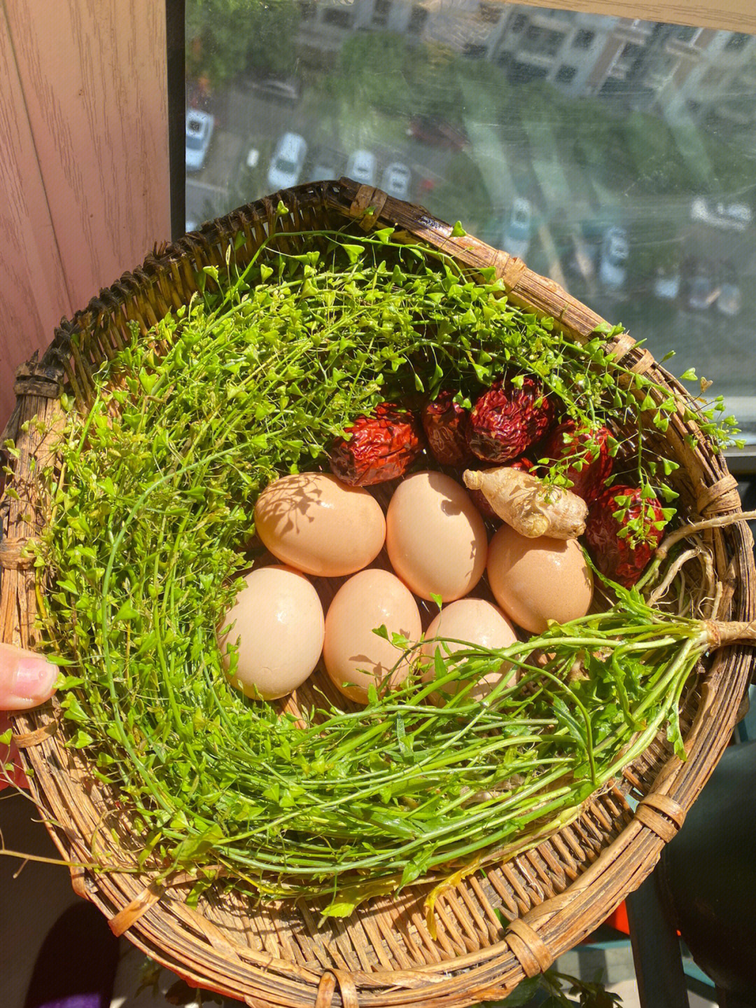 清明节荠菜煮鸡蛋图片