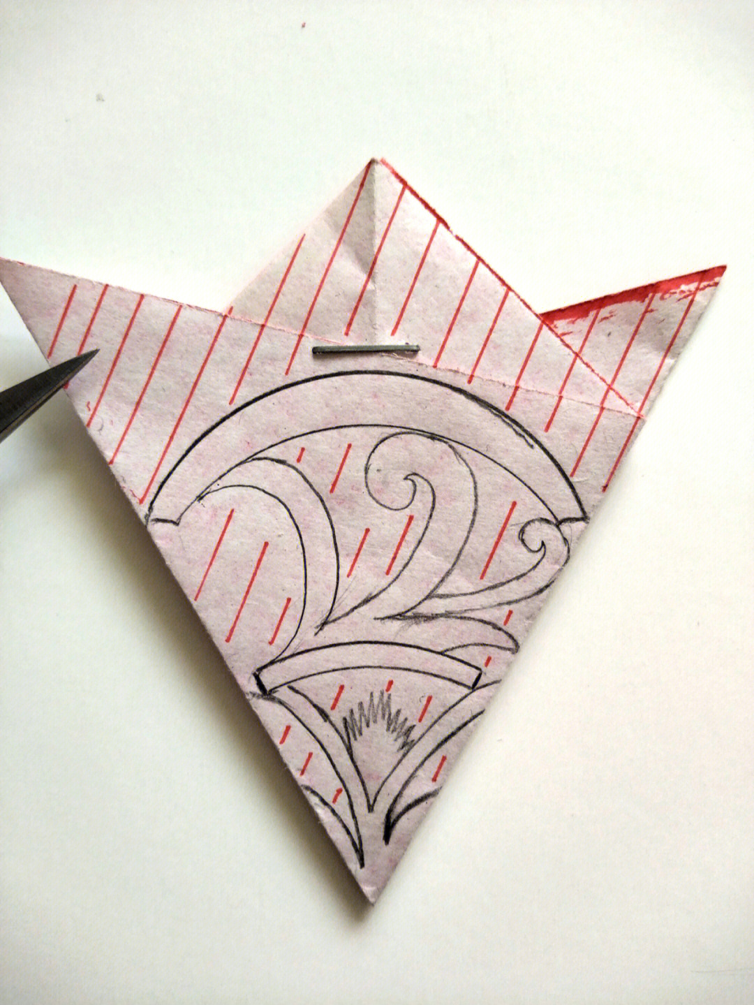 三角折剪纸儿童手工剪纸窗花原创教程
