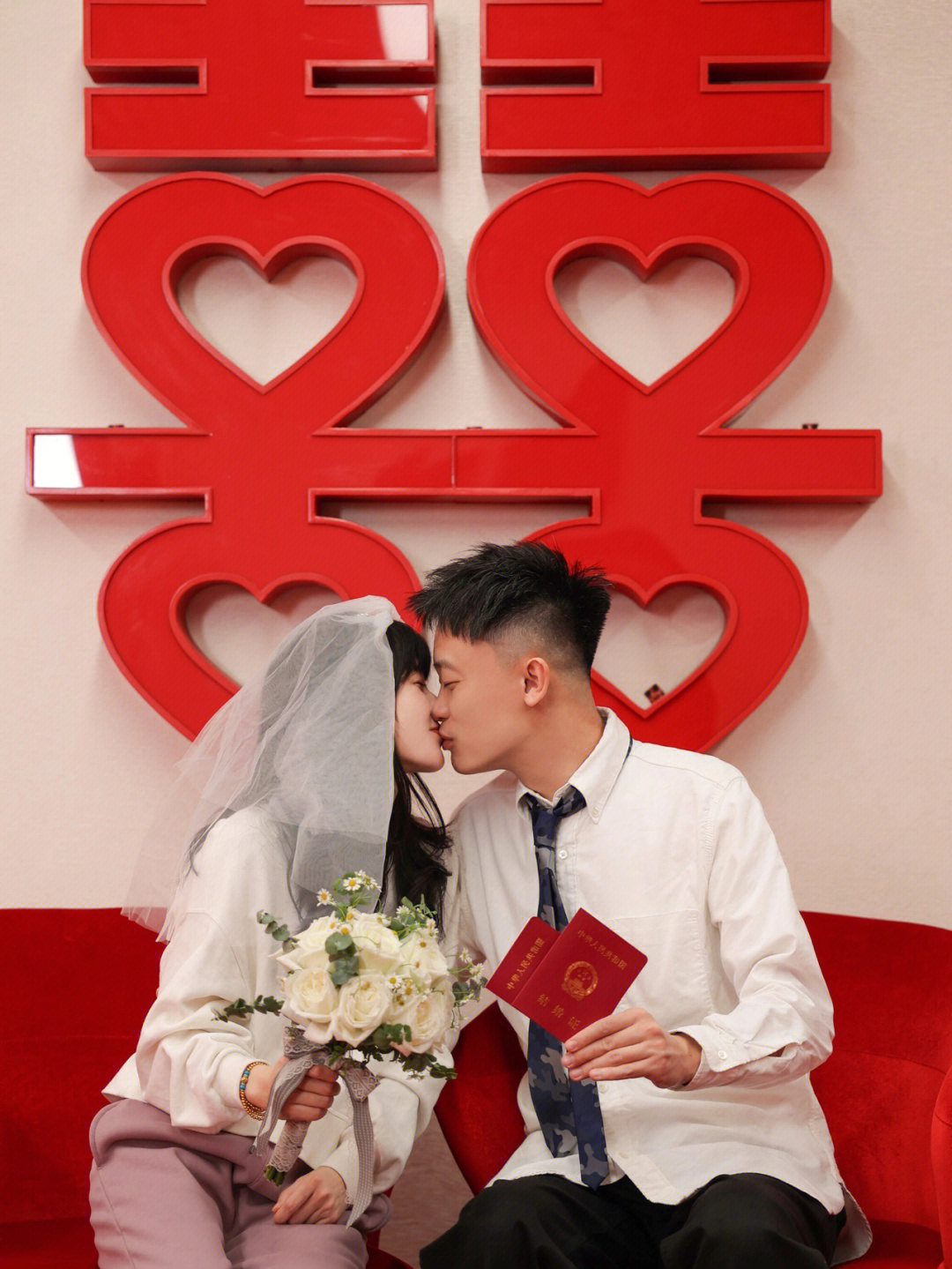 尹美莱和jk的结婚照图片