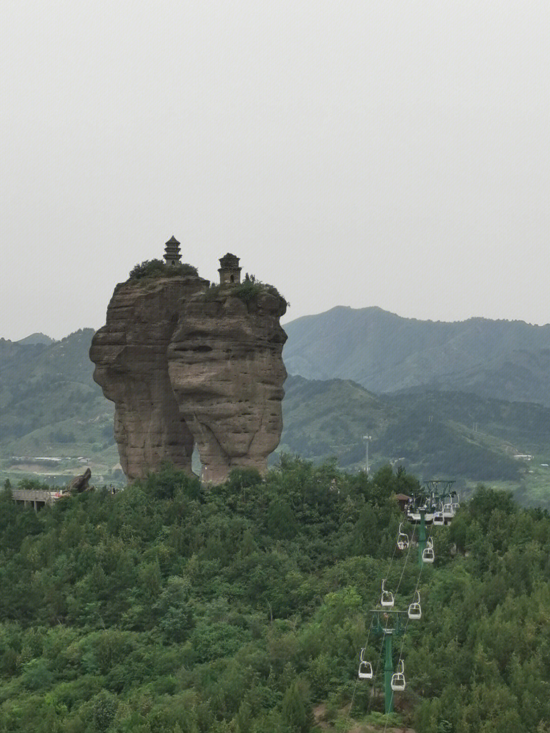 承德双塔山之谜图片