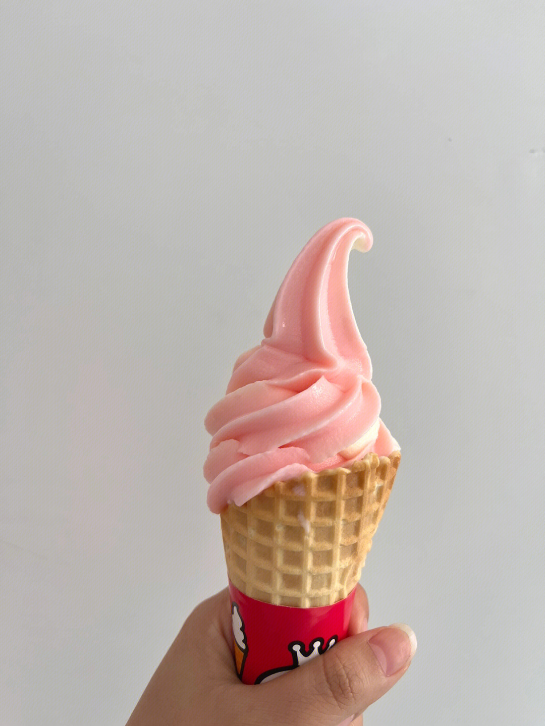 蜜雪冰城红茶冰淇淋图片