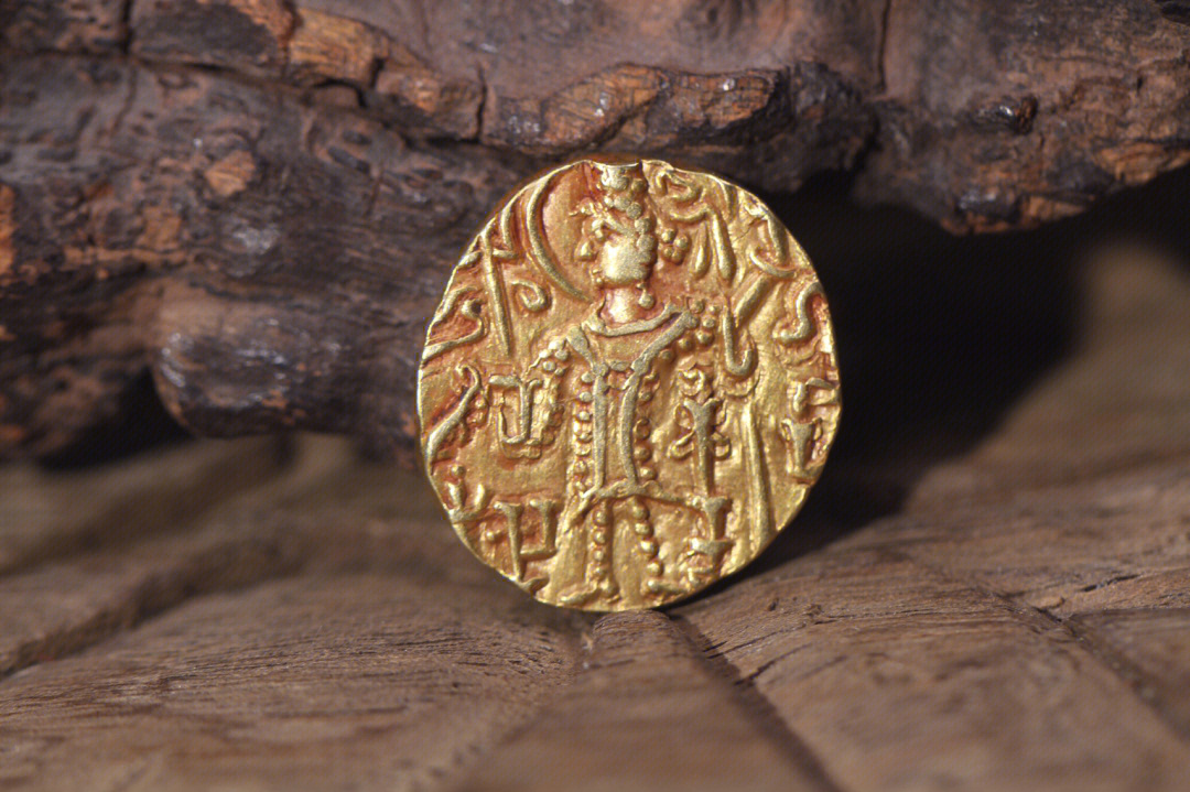 公元3世纪贵霜帝国古金币