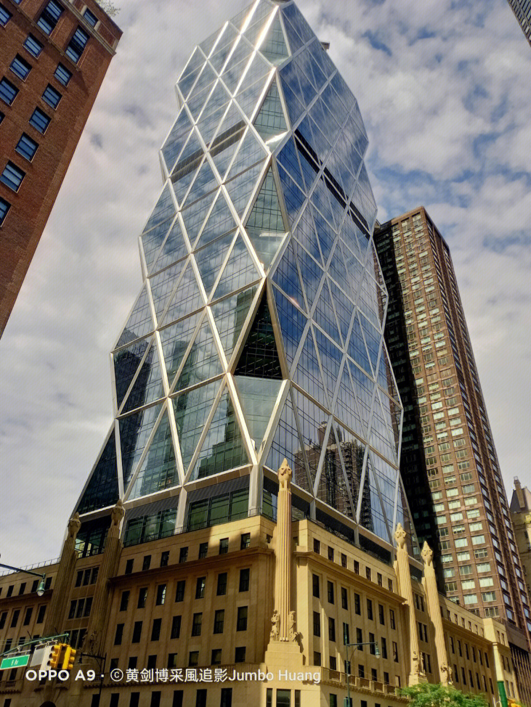 【皇氏古建築大全】之赫斯特大楼(hearst tower)是一栋位于纽约西57街