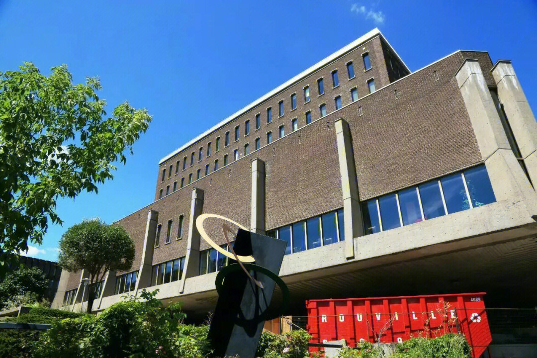 美国蒙特利尔大学图片