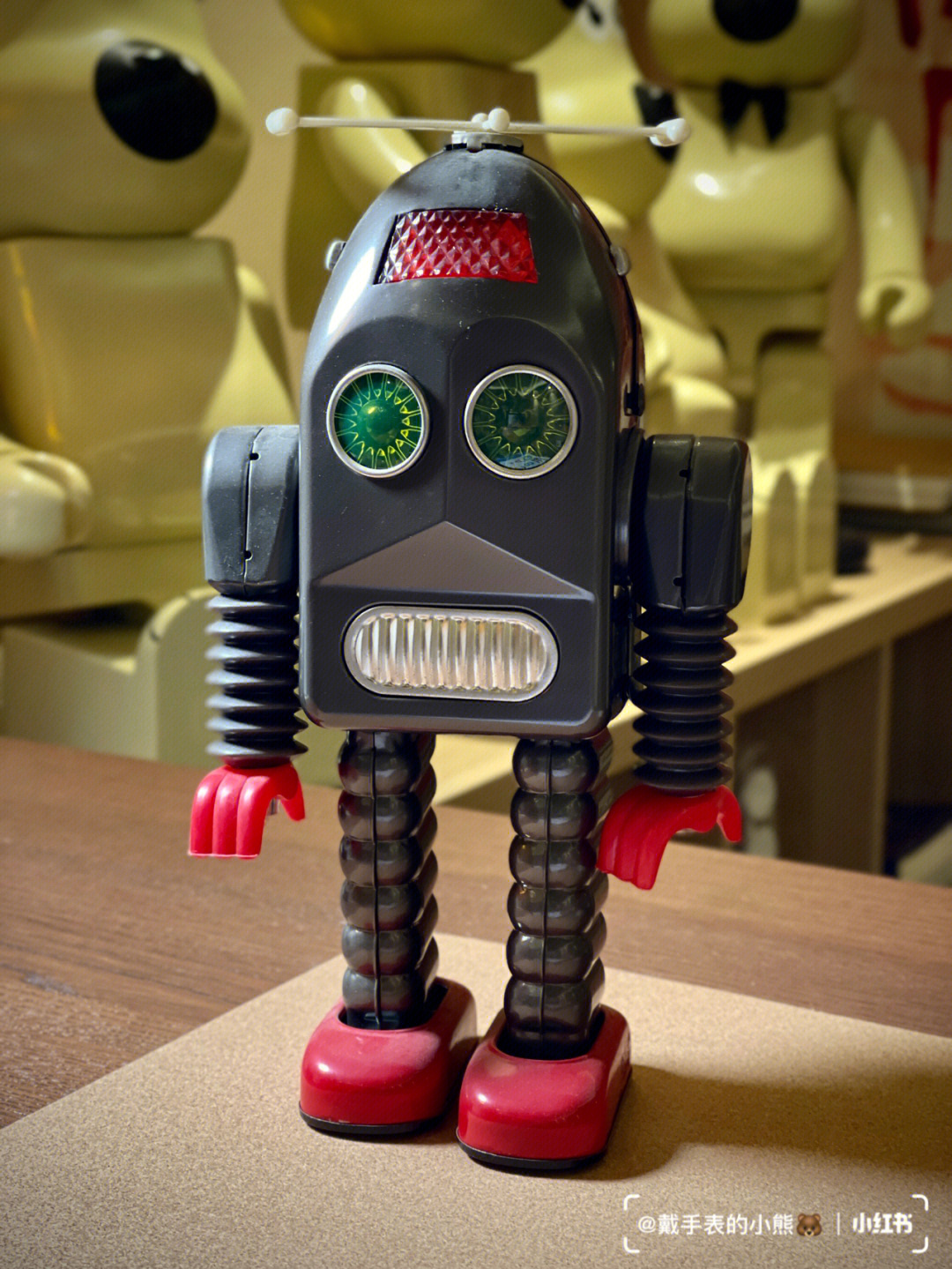 铁皮机器人玩具rm6702