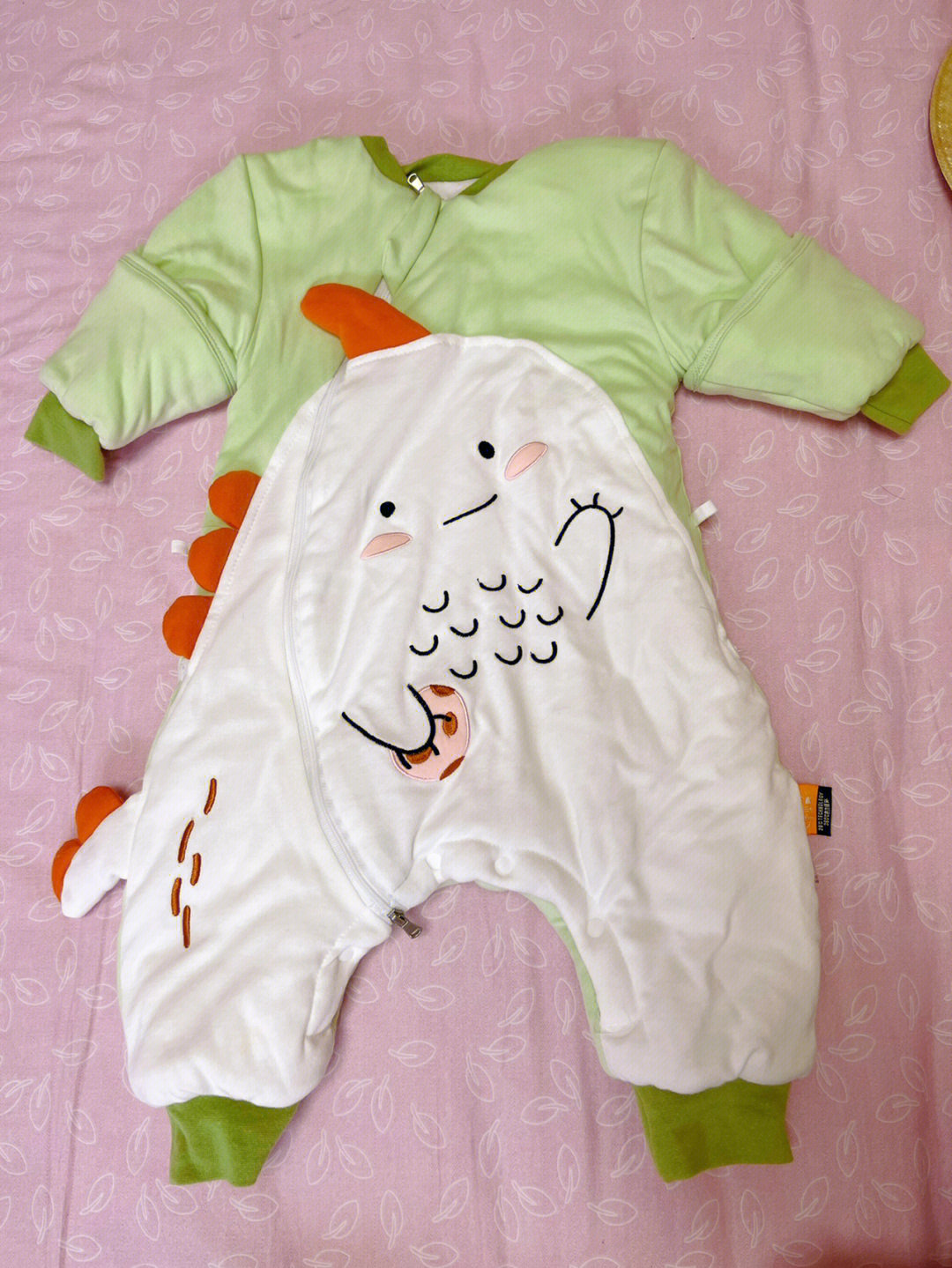 宝宝的衣服1