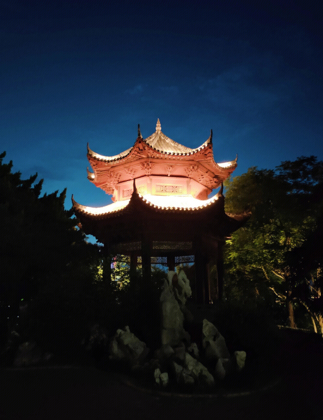 甘棠湖夜景图片