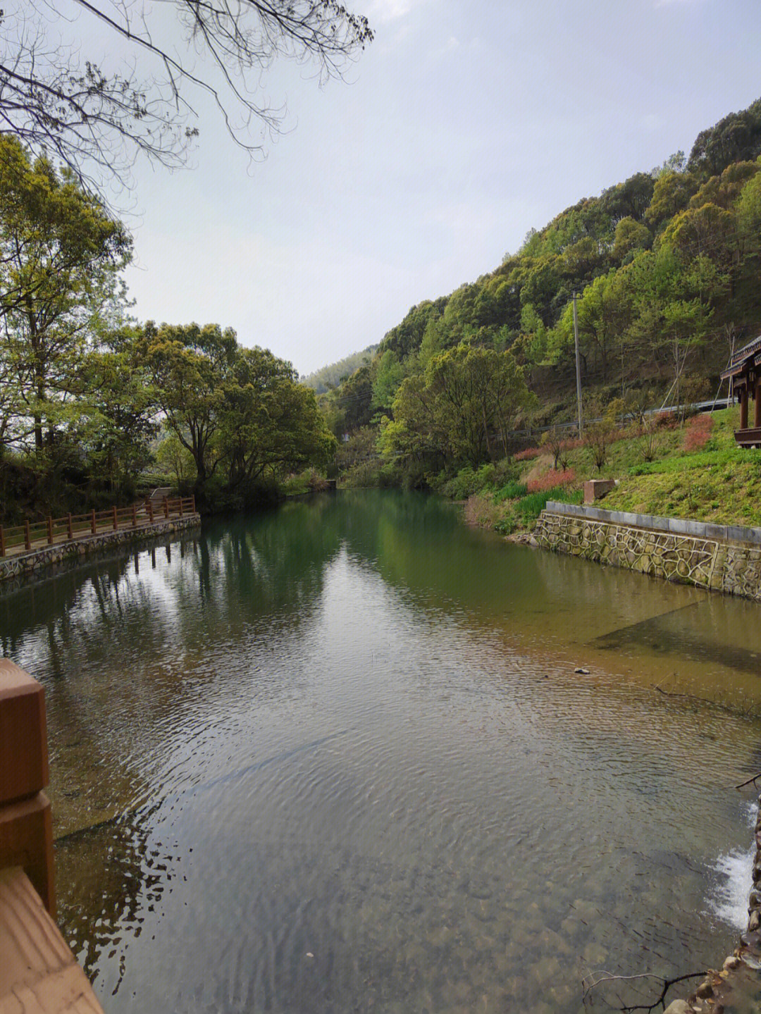 最美山村深溪村