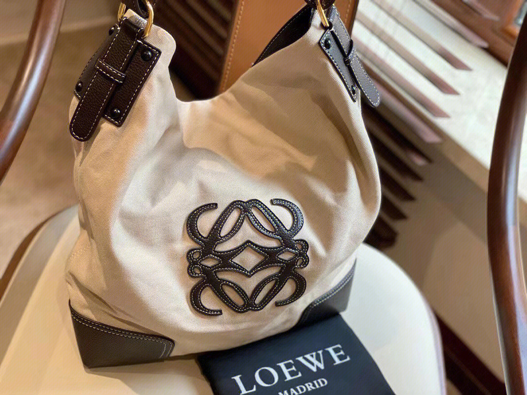 罗意威 loewe中国官网图片