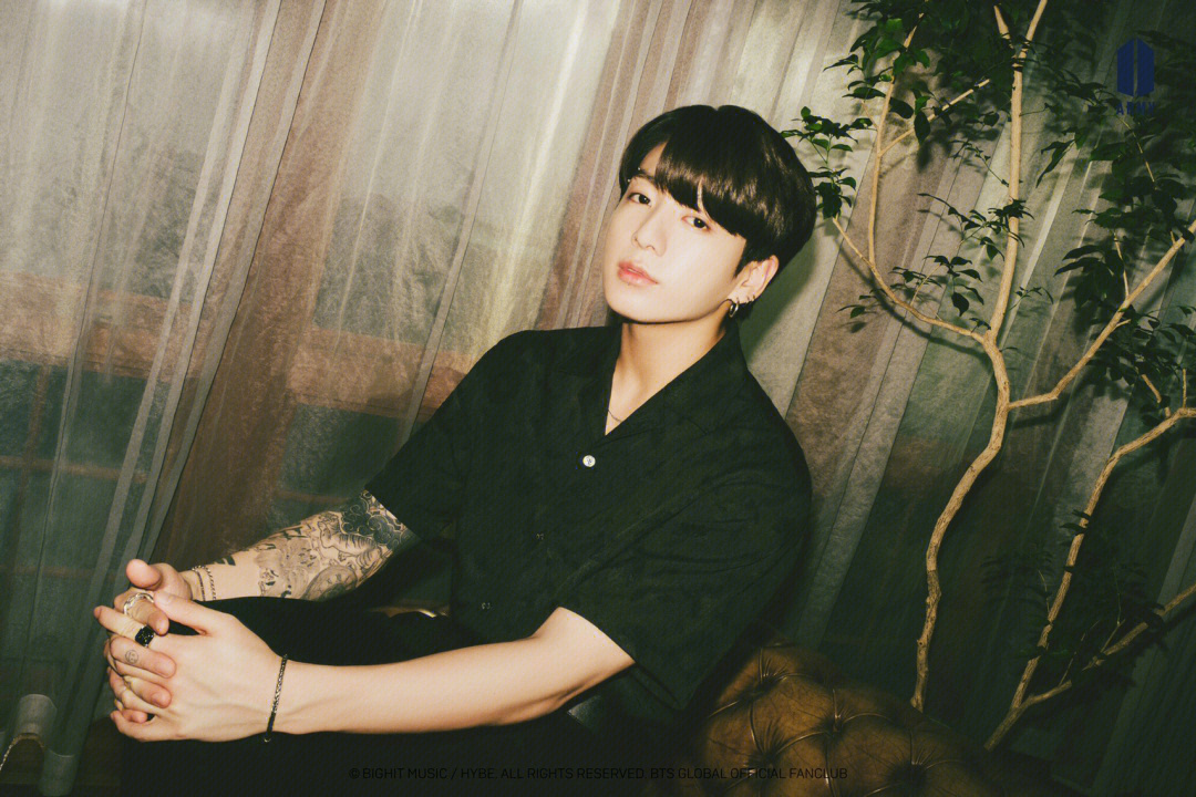 life photo :: jungkook (black ver)