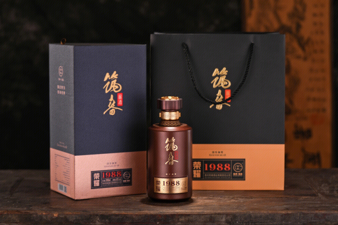 筑春50年陈酿图片