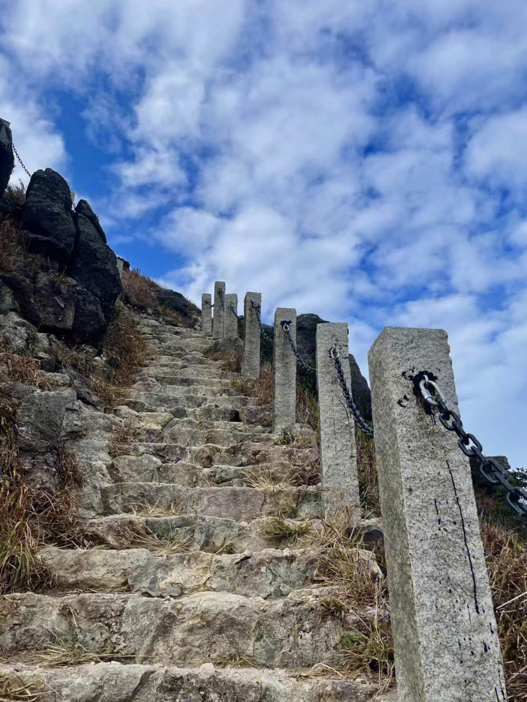 七娘山照片图片