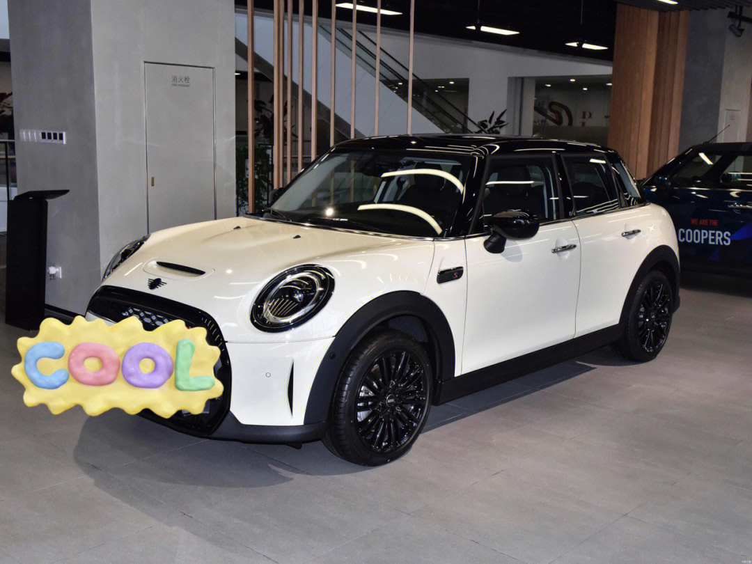 宝马mini2022款20tcoopers经典派五门