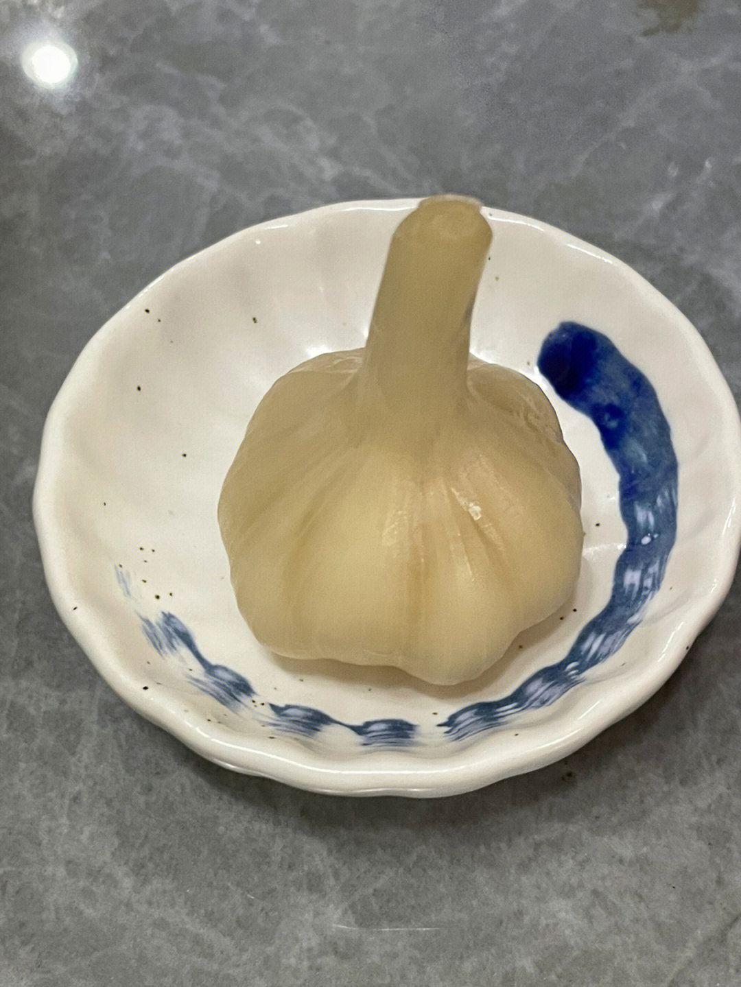 糖醋蒜制作白色图片