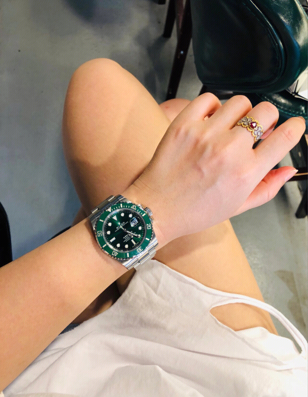 劳力士rolex78经典绿水鬼女生佩戴一样绝美