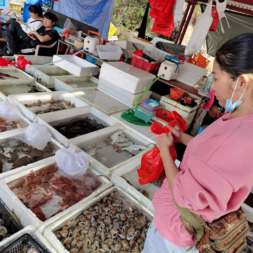 潭门镇海鲜市场图片