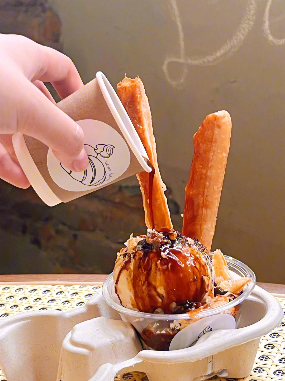 宁波首家西班牙油条冰淇淋真的绝了
